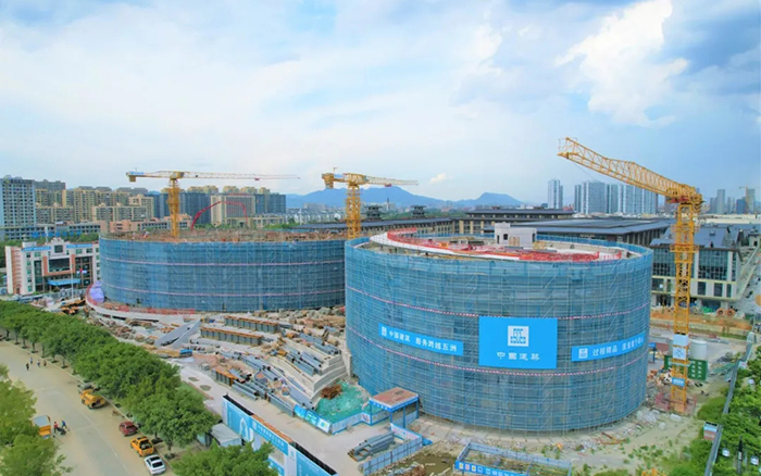 逐浪扬帆，，，，恒峰g22塔机吊起苍南大剧院“钢铁脊梁”