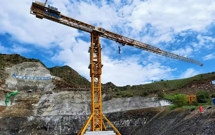 建个超大“充电宝”，，，，恒峰g22“钢铁巨人”正式上岗！