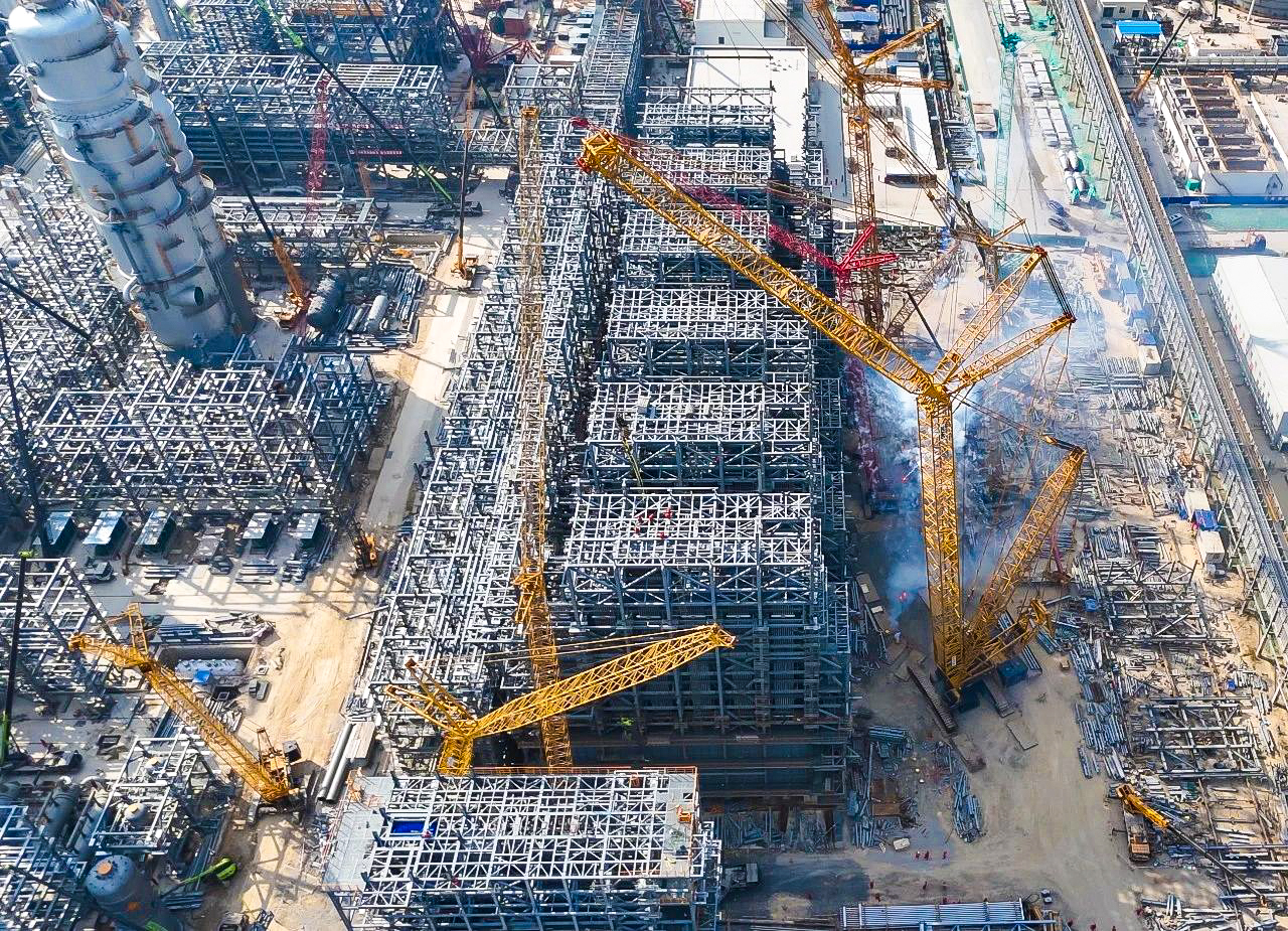 总重9000吨！XGC12000助力大型石化乙烯项目对流段模浚？？？？榈踝