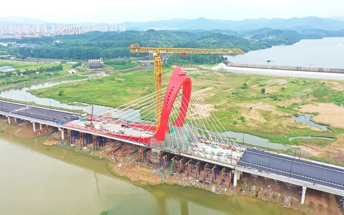 提前55天合龙！恒峰g22XGT2230-100S编织“红色摇篮”